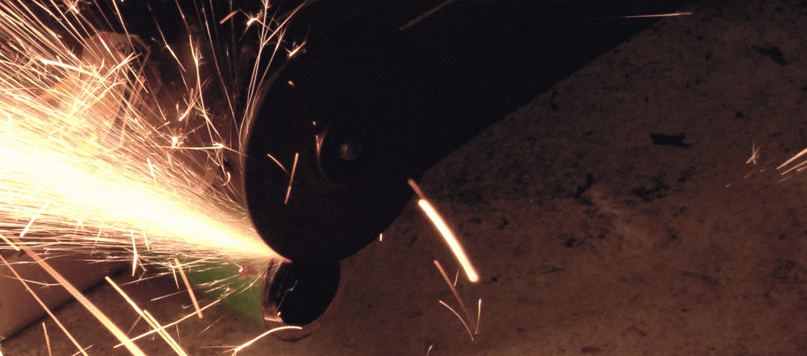 Produkcja wyrobów gumowych gumowo-metalowych tuleje sworznie przeguby sprzęgła Polska